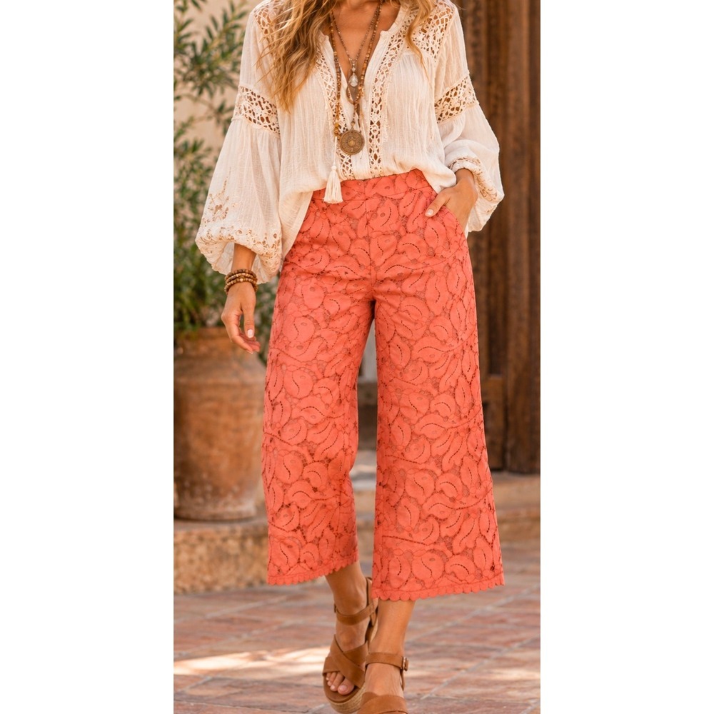 Anthropologie Coral Pink Floral Lace Wide Leg Cropped Pants Size 4 artsy boho